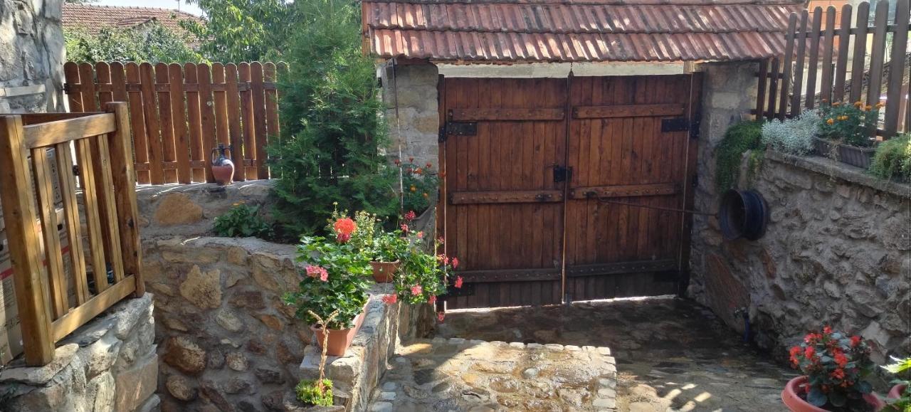 Villa Old House Bn Bitola Extérieur photo